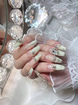 ネイル 23時まで❤︎韓国、 ワンホンネイルのネイルデザイン