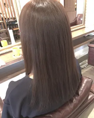 セミロング カラー レイヤーカット匠 イソザキノリユキのヘアスタイル