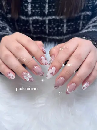 ネイル nail salon CAREY 🎀のネイルデザイン