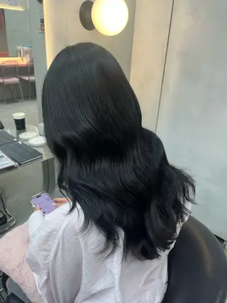 セミロング 韓国風レイヤー🎀 北千住 HAOのヘアスタイル