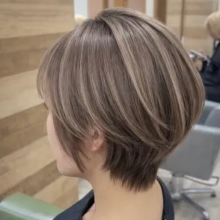 ショート 佐藤 凜大のヘアスタイル