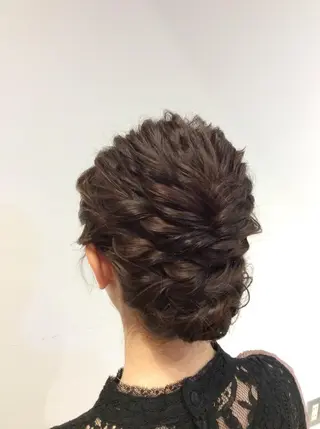 ショート ヘアアレンジ 近 沙織のヘアスタイル