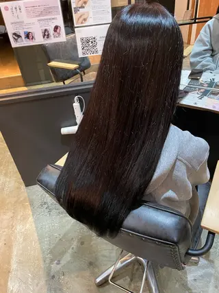 ロング カラー FERIA桃山台🍑 𝕄𝕖𝕘𝕦のヘアスタイル