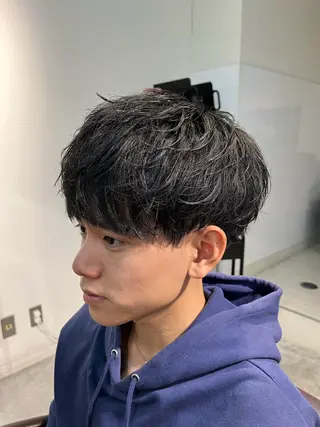 メンズ フェザーパーマ🌙 毛流れ yuzukiのヘアスタイル