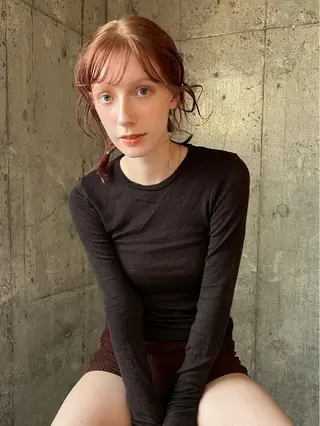 セミロング カラー 落合希 Olivebeigeのヘアスタイル