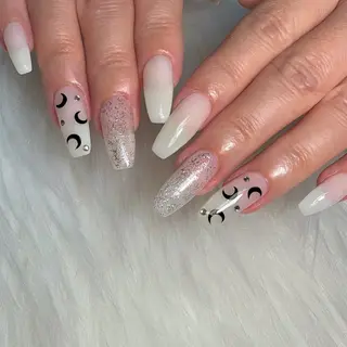 ネイル 坂上 万奈のネイルデザイン