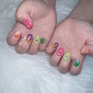 ネイル ノブ.ネイルサロン所属・ノブ ネイルのネイルデザイン