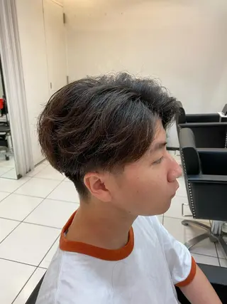 ミディアム CHIC 蘭のヘアスタイル