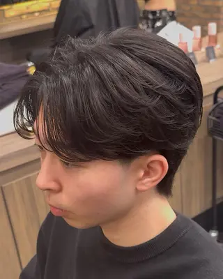 パーマ メンズ シャドウ/フェザー 朝崎倭斗のヘアスタイル