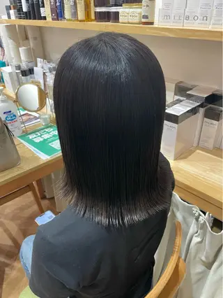 ミディアム カラー merc.谷本 澪のヘアスタイル
