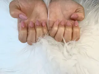 ネイル HENECY🍓 momokaのネイルデザイン