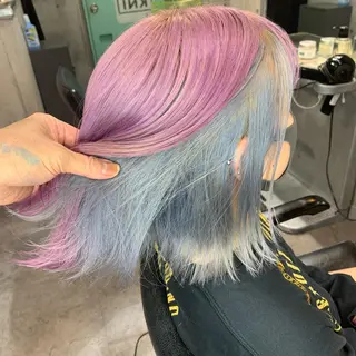 ミディアム カラー ホワイト&レイヤーカ ットエクステ長畠俊輔のヘアスタイル