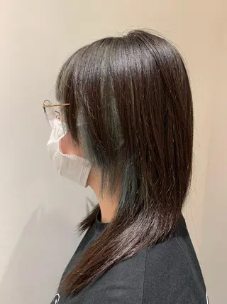 ミディアム カラー 若狭 彩花のヘアスタイル