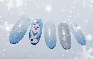 ネイル 美SORA ～ｳﾞｨｿﾗ～のネイルデザイン