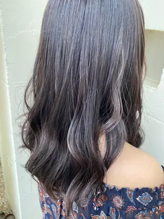 セミロング カラー ami🍑艶カラー/ 髪質改善/透明感のヘアスタイル