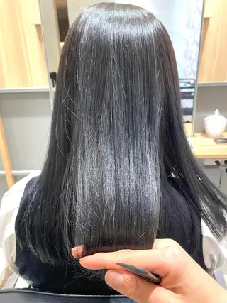 セミロング カラー 谷合 貴志のヘアスタイル