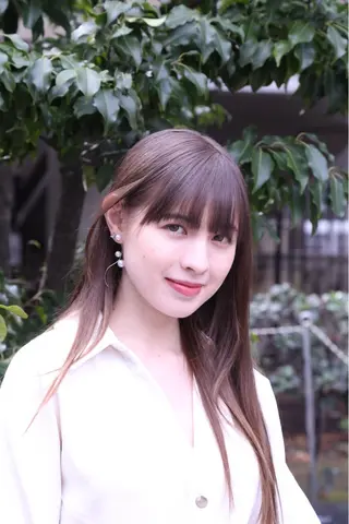 ロング カラー Ando Raycoのヘアスタイル