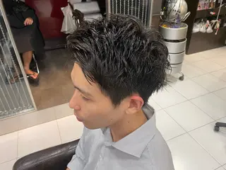 ショート ホワイト/店長/カラ ー講師/錦糸町/岩崎のヘアスタイル