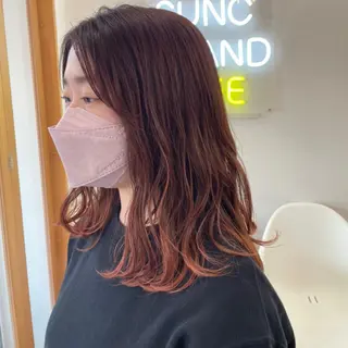 ミディアム SUNC🍀大熊 花奈絵🍀のヘアスタイル