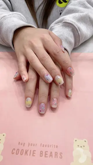 ネイル The Bomのマツエク・マツパデザイン