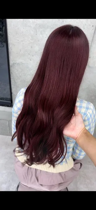 ロング mei / 艶カラー ミディアム レイヤーのヘアスタイル