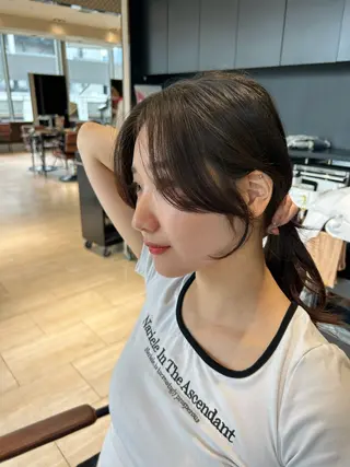 ロング 🎀大竹美侑／顔まわ りカット／レイヤーのヘアスタイル