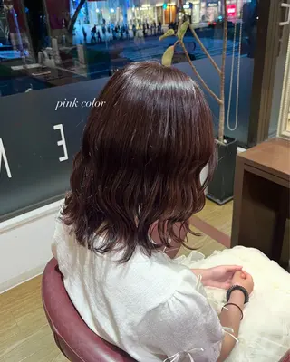 カラー Hz/ヘルツ SHIHOのヘアスタイル