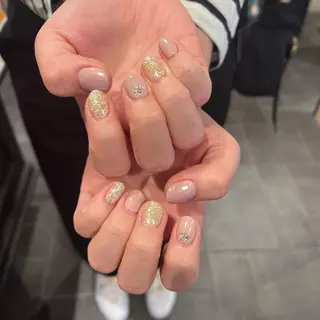 ネイル 鈴木 里奈のネイルデザイン