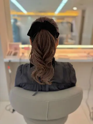 ロング ヘアアレンジ ヘアセット／眉毛カッ ト/Nana〻のヘアスタイル