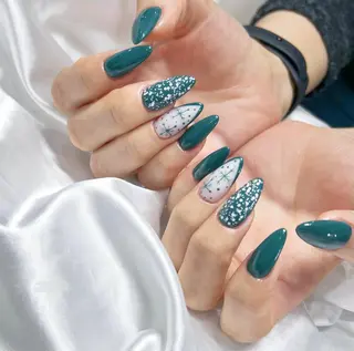 ネイル ネイルサロン 9Carats神田のネイルデザイン