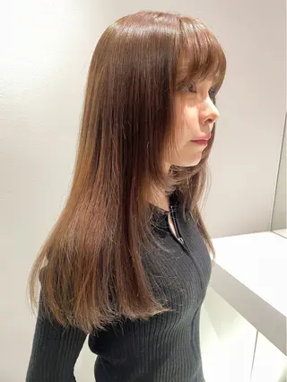 ロング カラー 佐野 えり奈のヘアスタイル