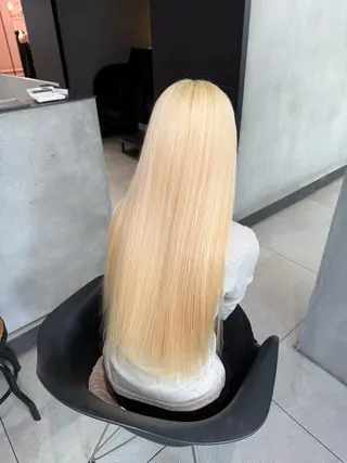 カラー オフホワイト大阪店（off white）所属・LENA🎀 ハイトーン/エクステのヘアスタイル