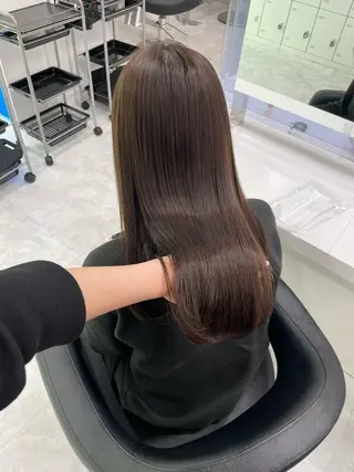 セミロング カラー ヘアアレンジ Ella所属・nana【艶髪】/ レイヤー/縮毛矯正のヘアスタイル