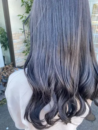 ロング カラー 森 麻衣葉のヘアスタイル