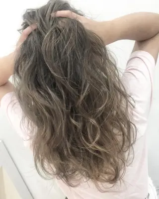 ロング カラー LAS 代表 ナガカワ コウヘイのヘアスタイル