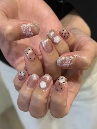 ネイル Mana  🫧 パラジェル⌇自由が丘のネイルデザイン
