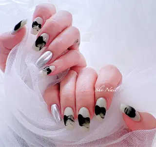 ネイル She   Nail所属・ISA_ BELLAのネイルデザイン