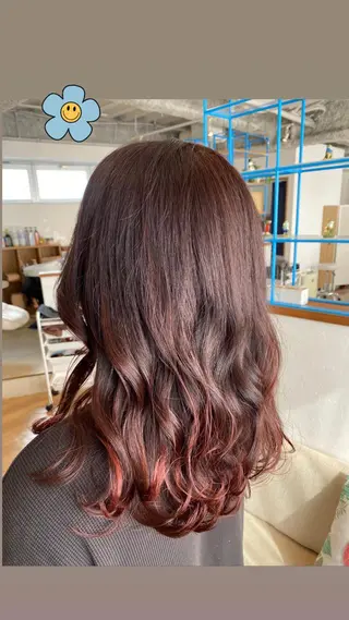 ミディアム カラー Ate by little所属・青木 梢のヘアスタイル