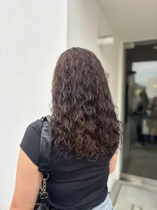 ロング パーマ 落海 風花のヘアスタイル