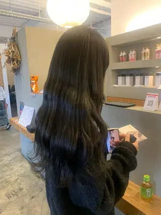 ロング ハイトーン職人💗 松本輝美のヘアスタイル