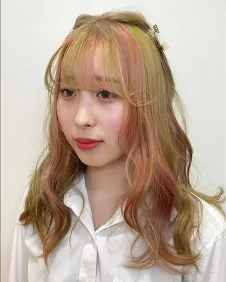 カラー 小濵 美月のヘアスタイル