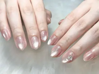 ネイル &U所属・Rino ，のネイルデザイン