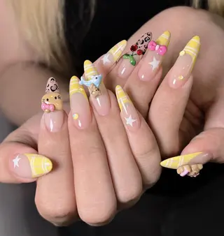 ネイル Pure&Rich Nailのネイルデザイン