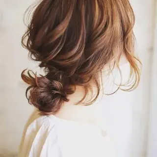 ロング カラー ヘアアレンジ 🌟髪質改善ケアカラ ー美髪縮毛矯正y🌟のヘアスタイル