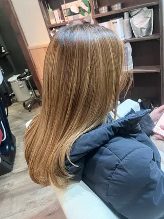 ロング カラー HAIR BASE ZAWAWA所属・レイヤー/ブリーチ｜ 特殊パーマ/赤澤のヘアスタイル