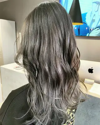 ロング 《nico》 髙橋秋花🖤🧡のヘアスタイル