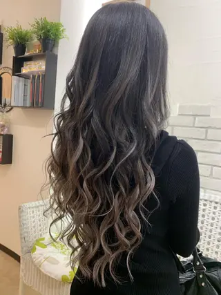 ロング 柘植 裕太のヘアスタイル