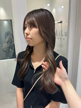 ロング カラー チアキ ジュリのヘアスタイル