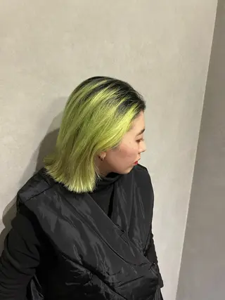 ショート morrow by suntown所属・💙AKANE ハイトーン特化💙のヘアスタイル