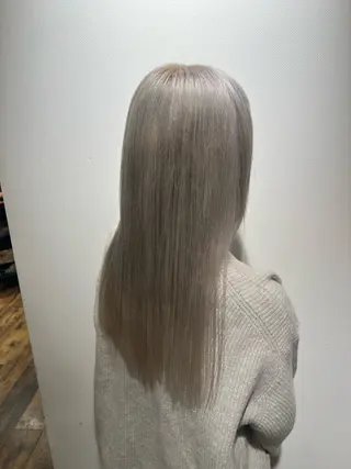 セミロング カラー ヘアアレンジ ハイトーンカラー /梅田/みほのヘアスタイル